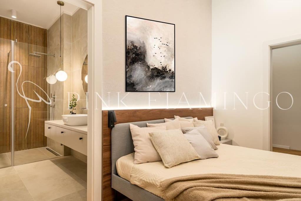 Brand New Modern Flat : Pink Flamingo Budapest